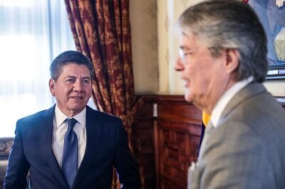 Presidente Guillermo Lasso y El Prefecto Jhonny Terán reunido en el Palacio de Gobierno
